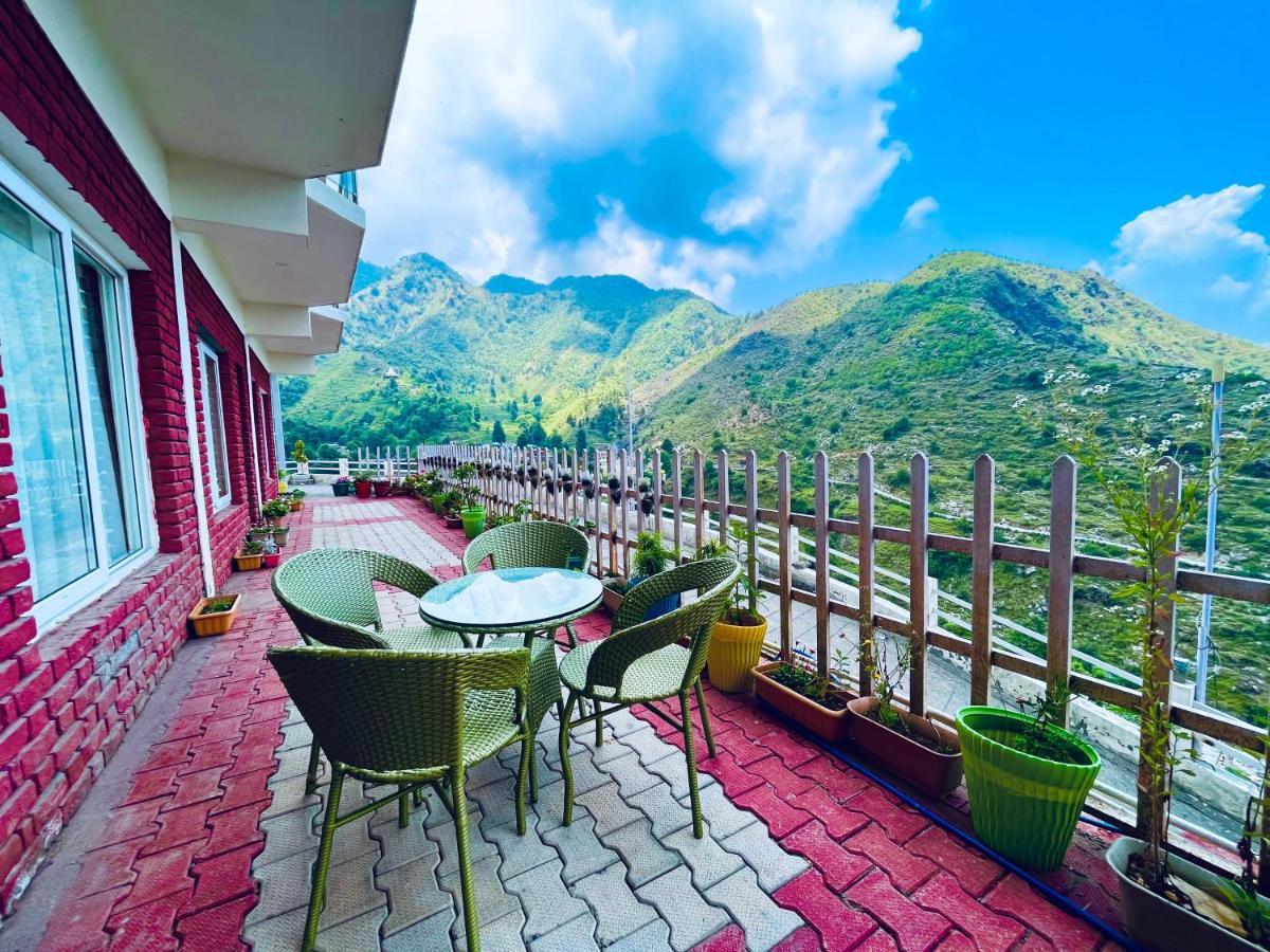 Kempty Myst Resort, Mussoorie - A Comfortable Stay Kültér fotó