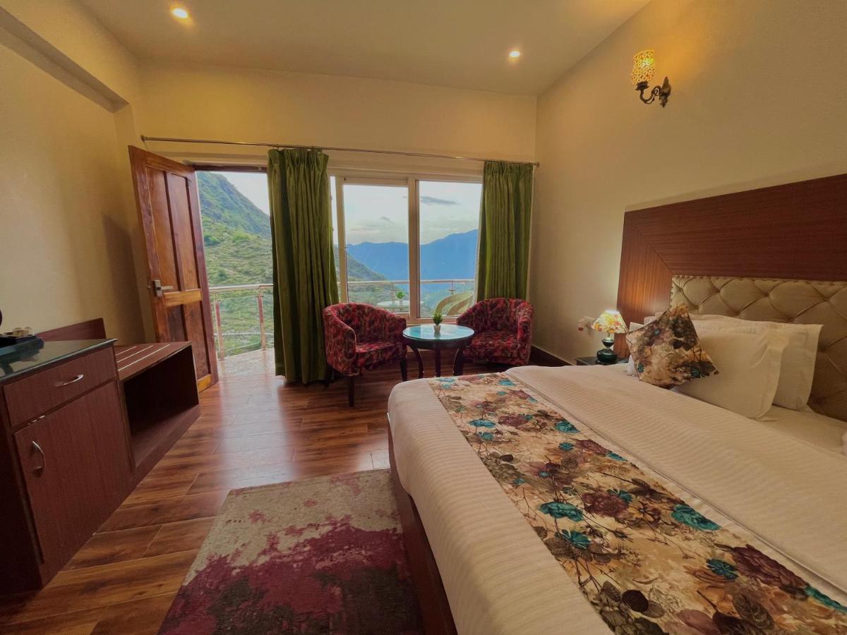 Kempty Myst Resort, Mussoorie - A Comfortable Stay Kültér fotó